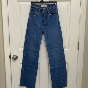 90s relaxed high rise jeans